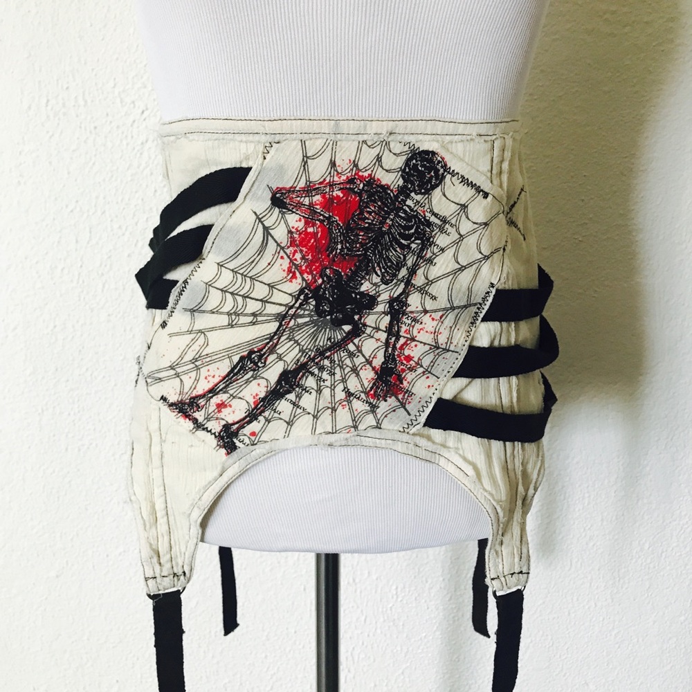 Rare Lip Service waist cincher size S